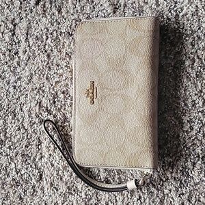 Coach Wallet clutch